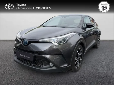 Toyota C-HR 122h Design 2WD E-CVT RC18