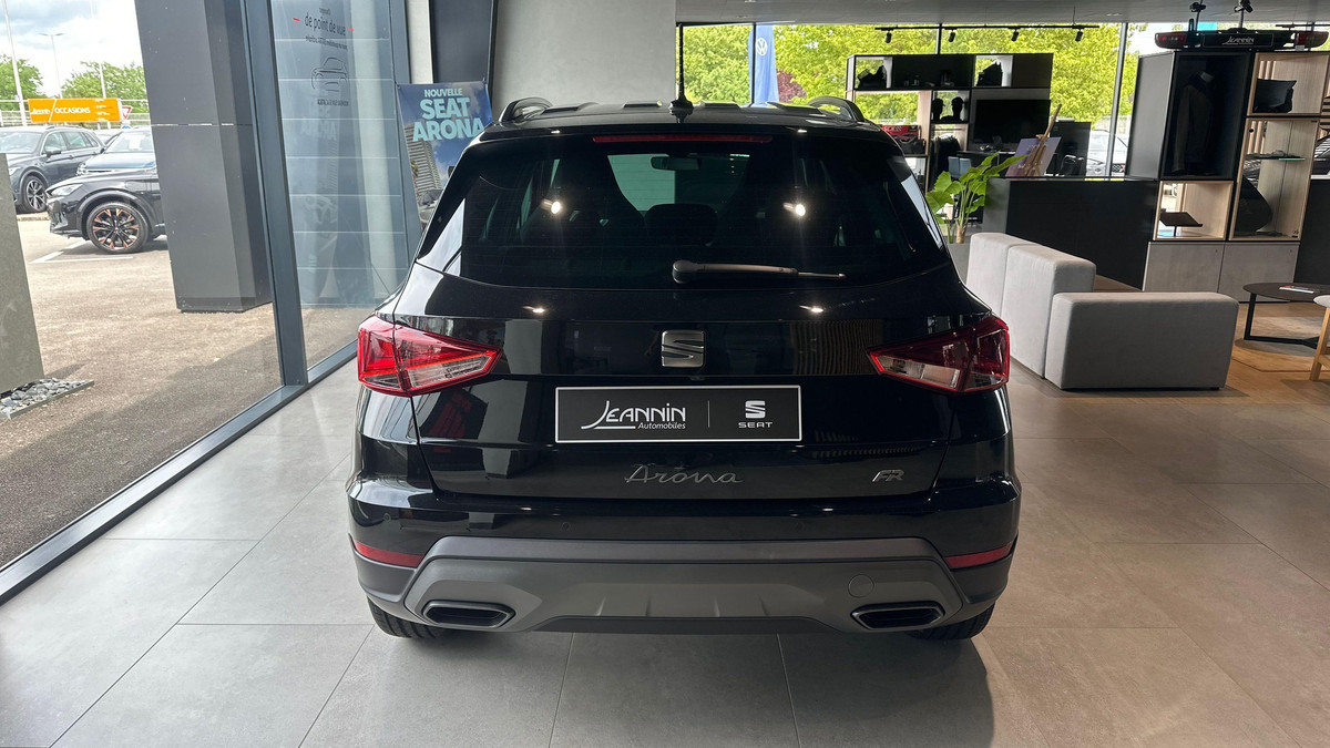 Seat Arona