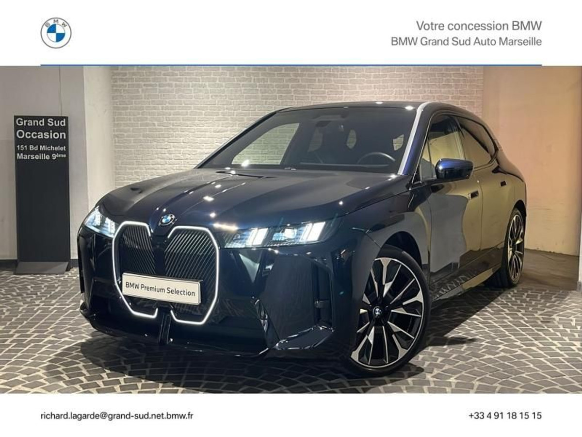 BMW iX