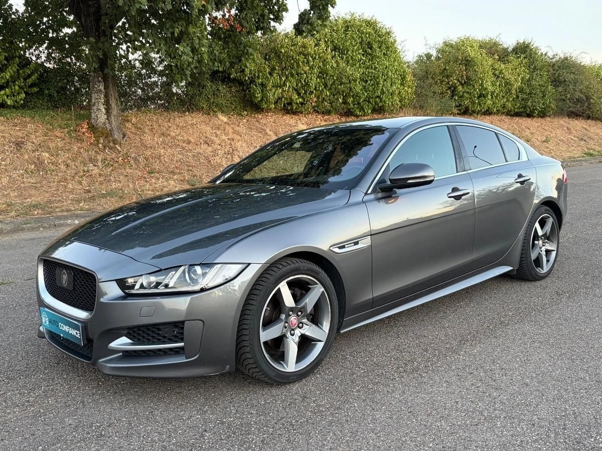 Jaguar XE