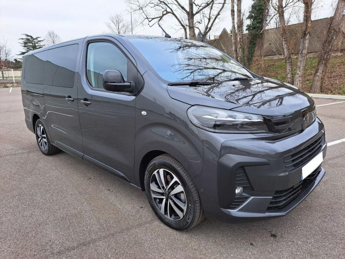Peugeot Traveller