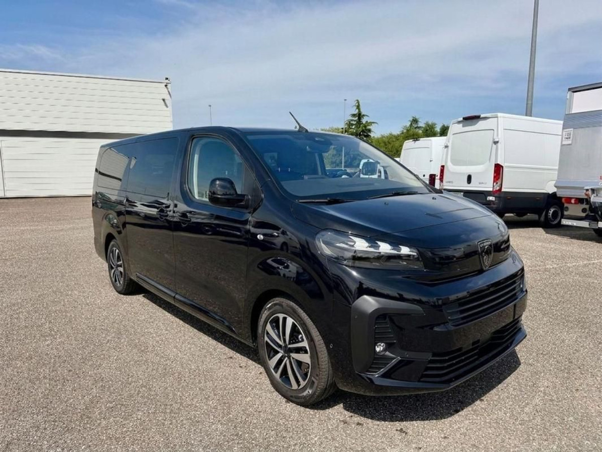 Peugeot Traveller