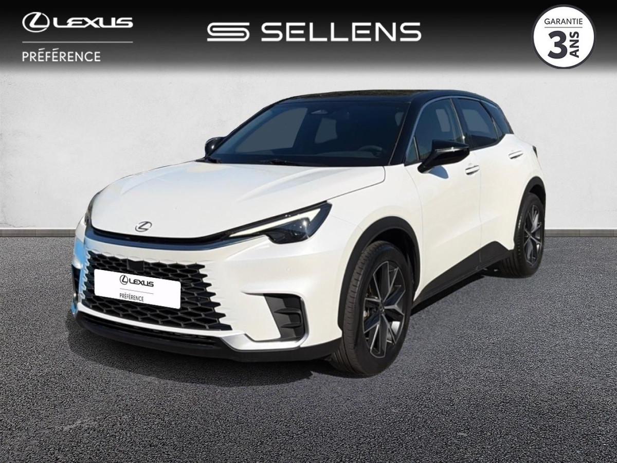 Lexus LBX