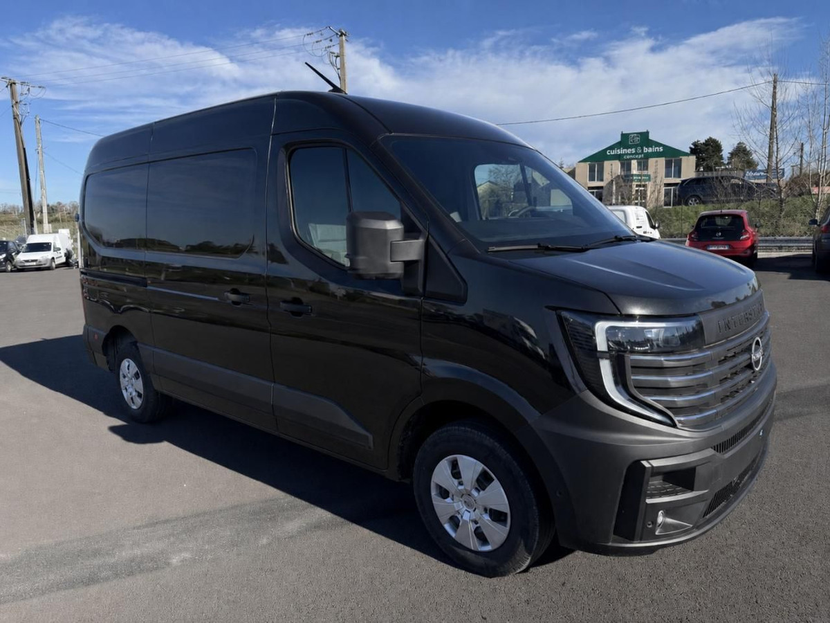 Nissan Interstar
