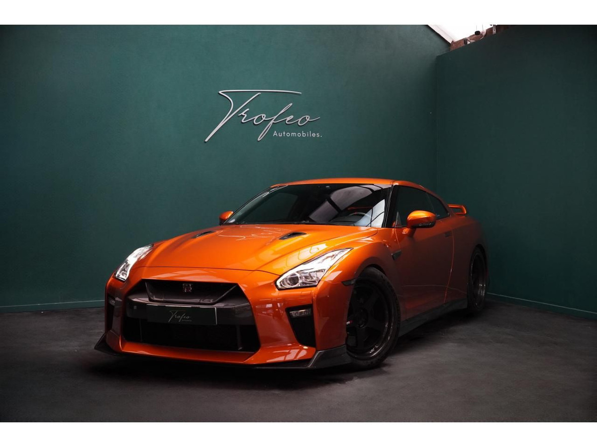 Nissan GT-R