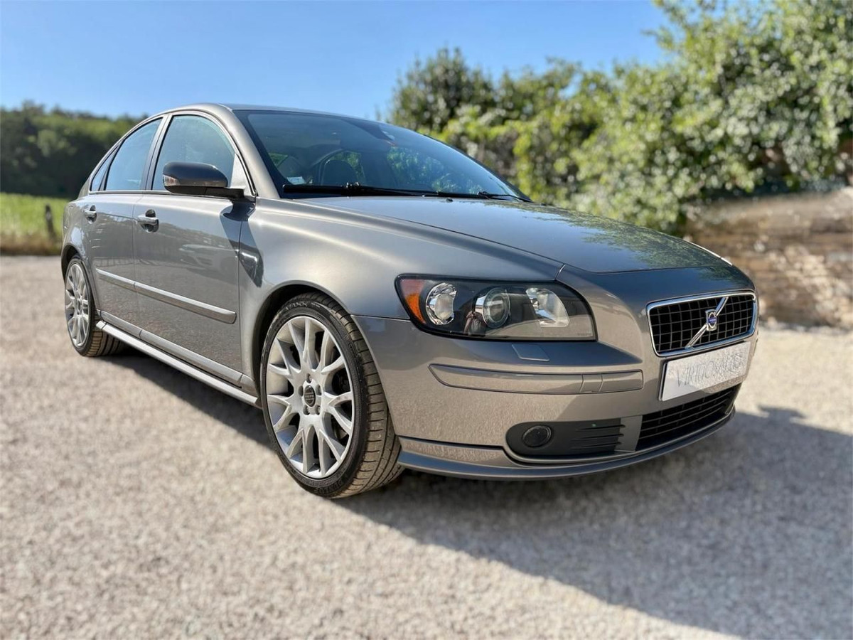 Volvo S40