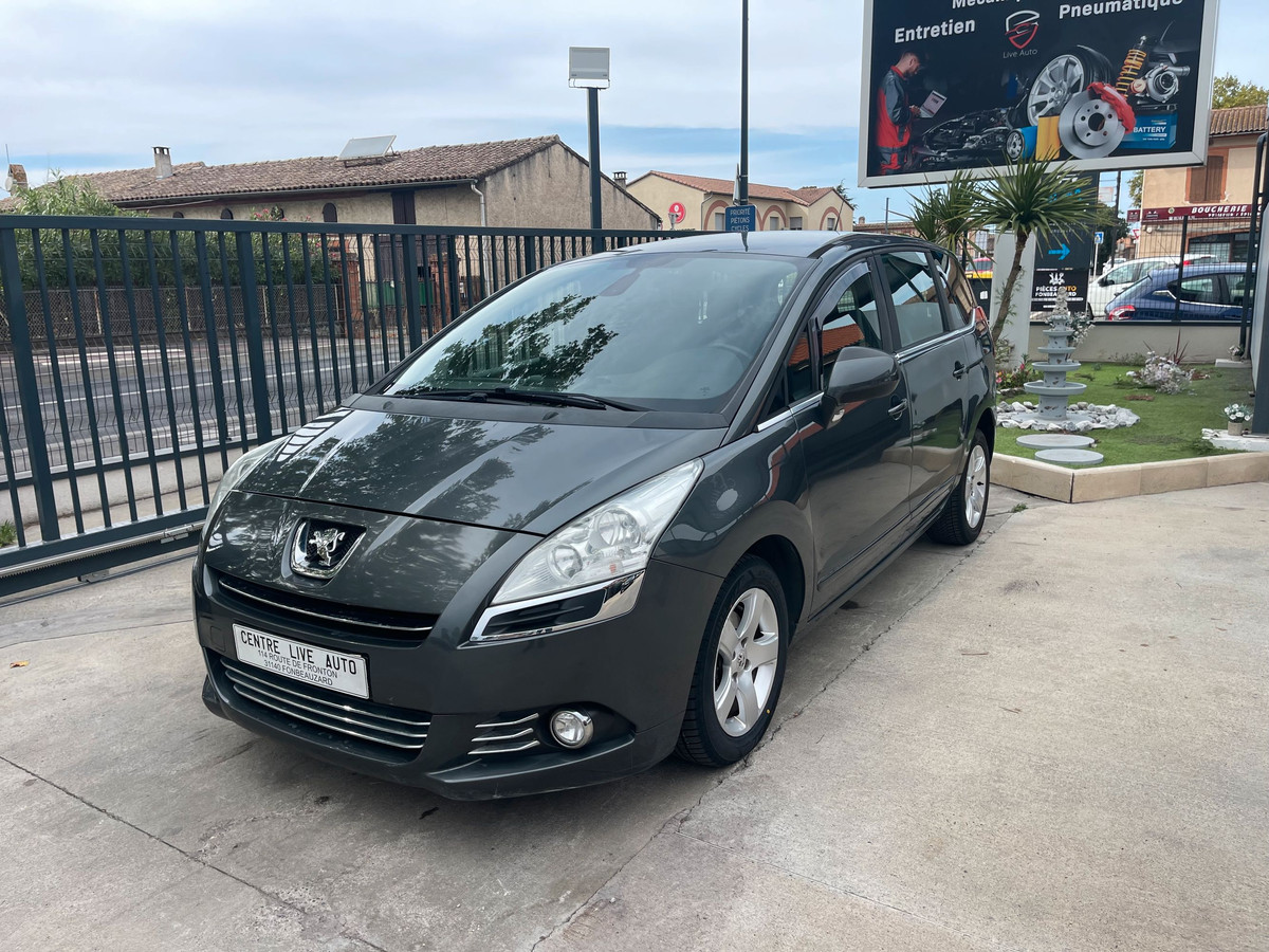 Peugeot 5008