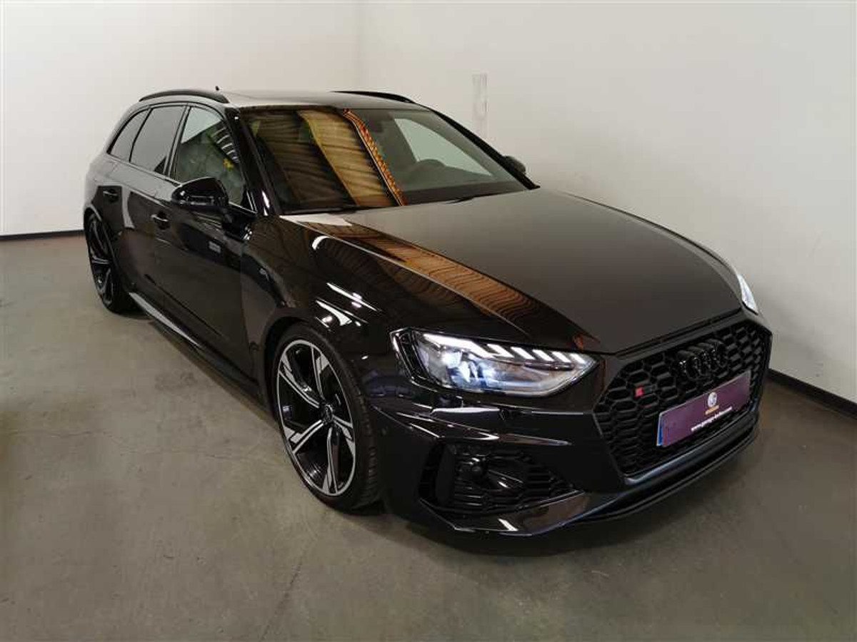 Audi RS4