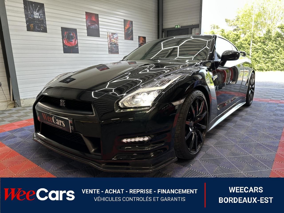Nissan GT-R