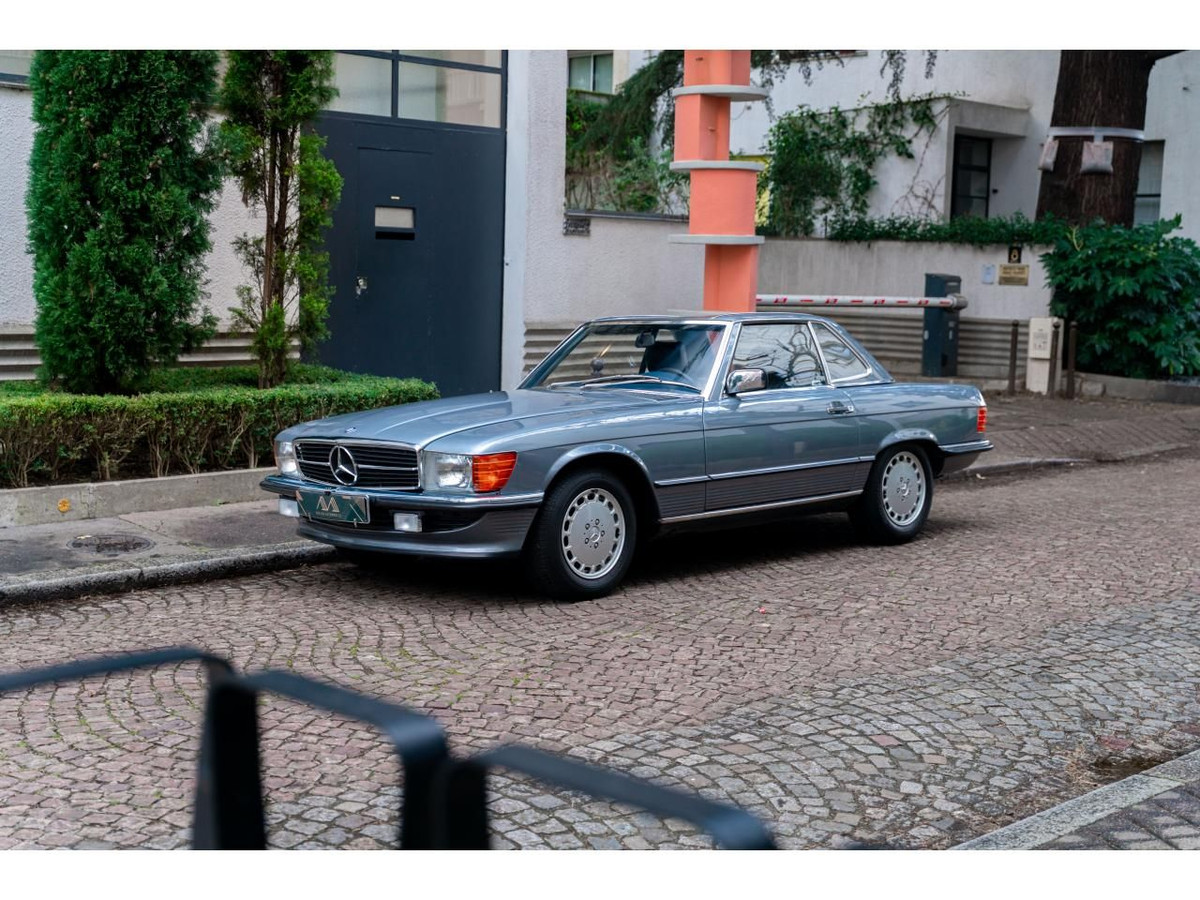 Mercedes-Benz 300