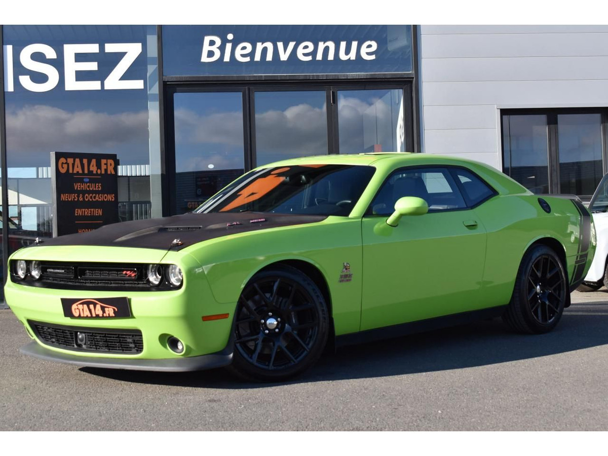 Dodge Challenger