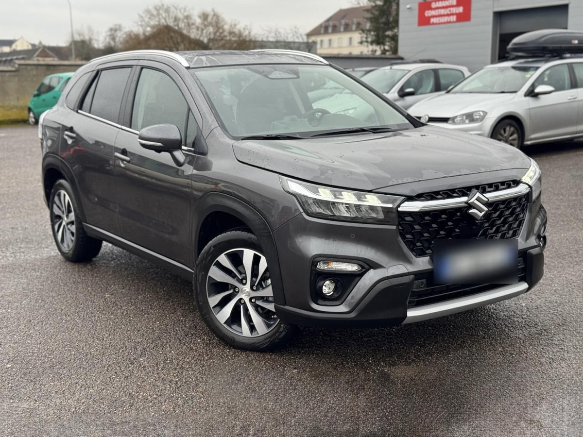 Suzuki S-Cross