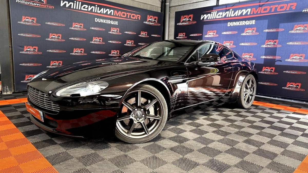 Aston Martin V8 Vantage
