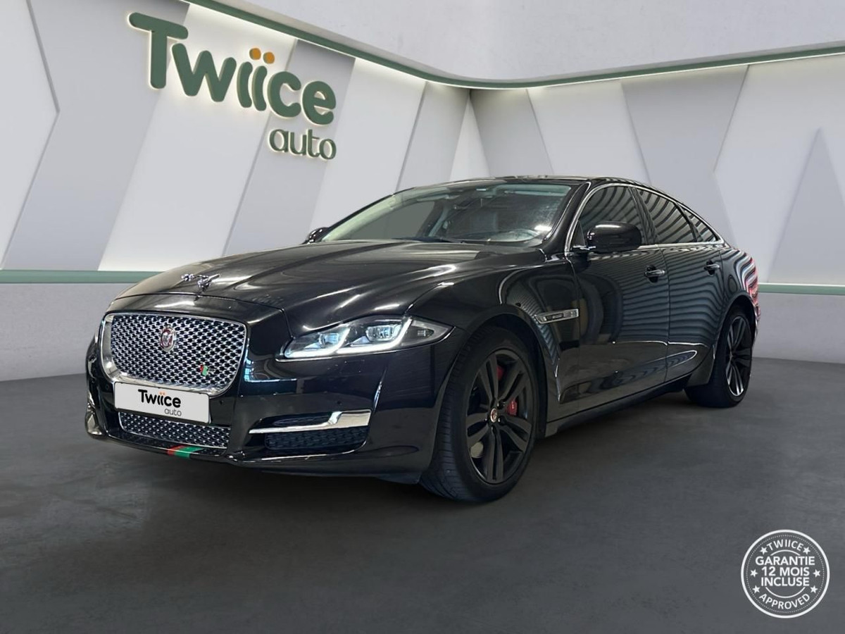 Jaguar XJ