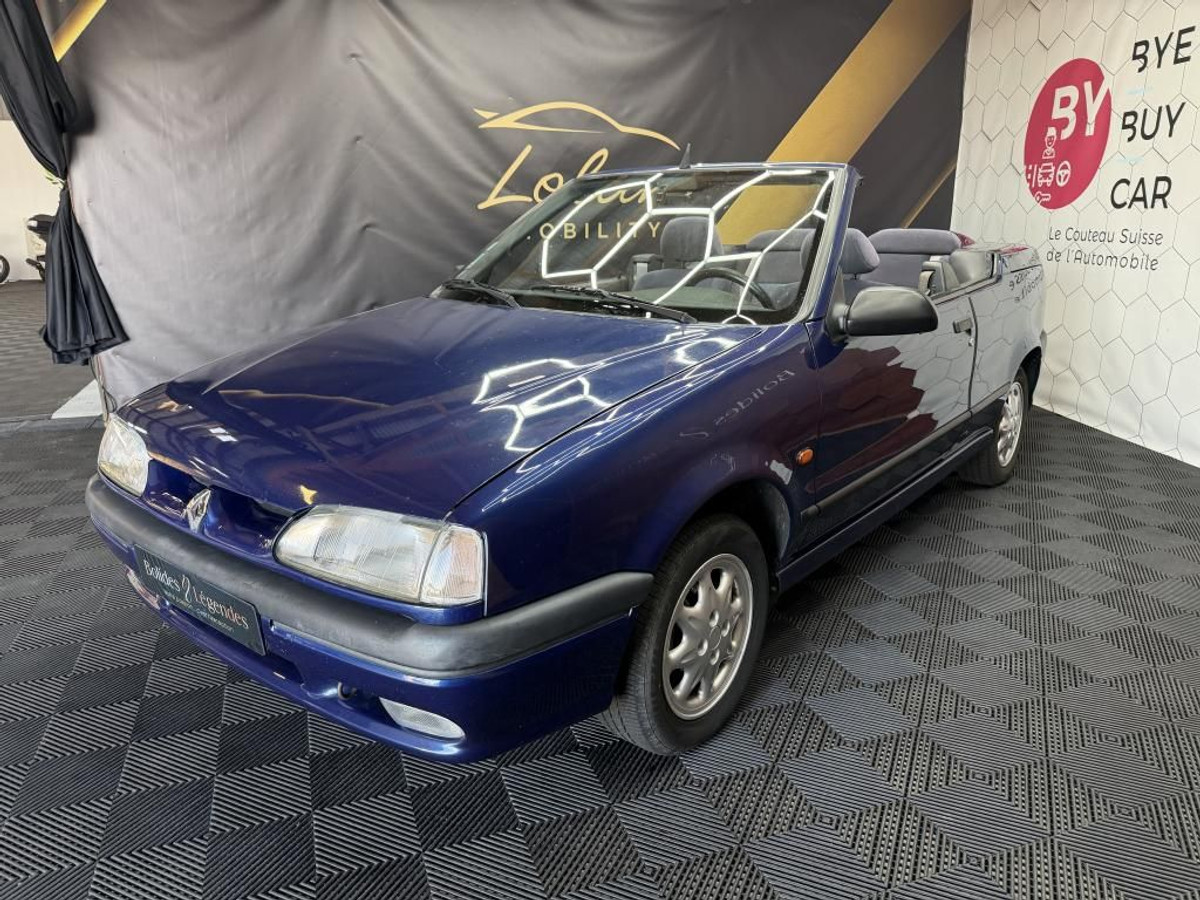 Renault 19