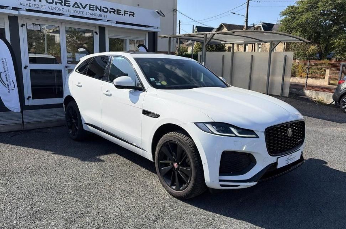 Jaguar F-Pace
