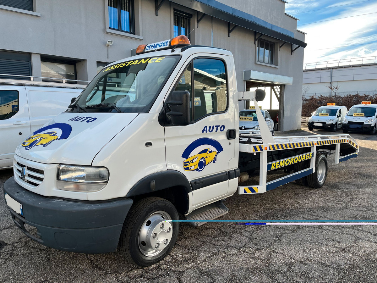 Renault Mascott