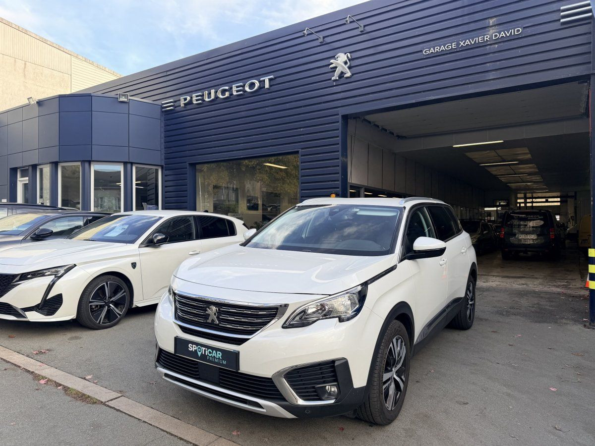 Peugeot 5008