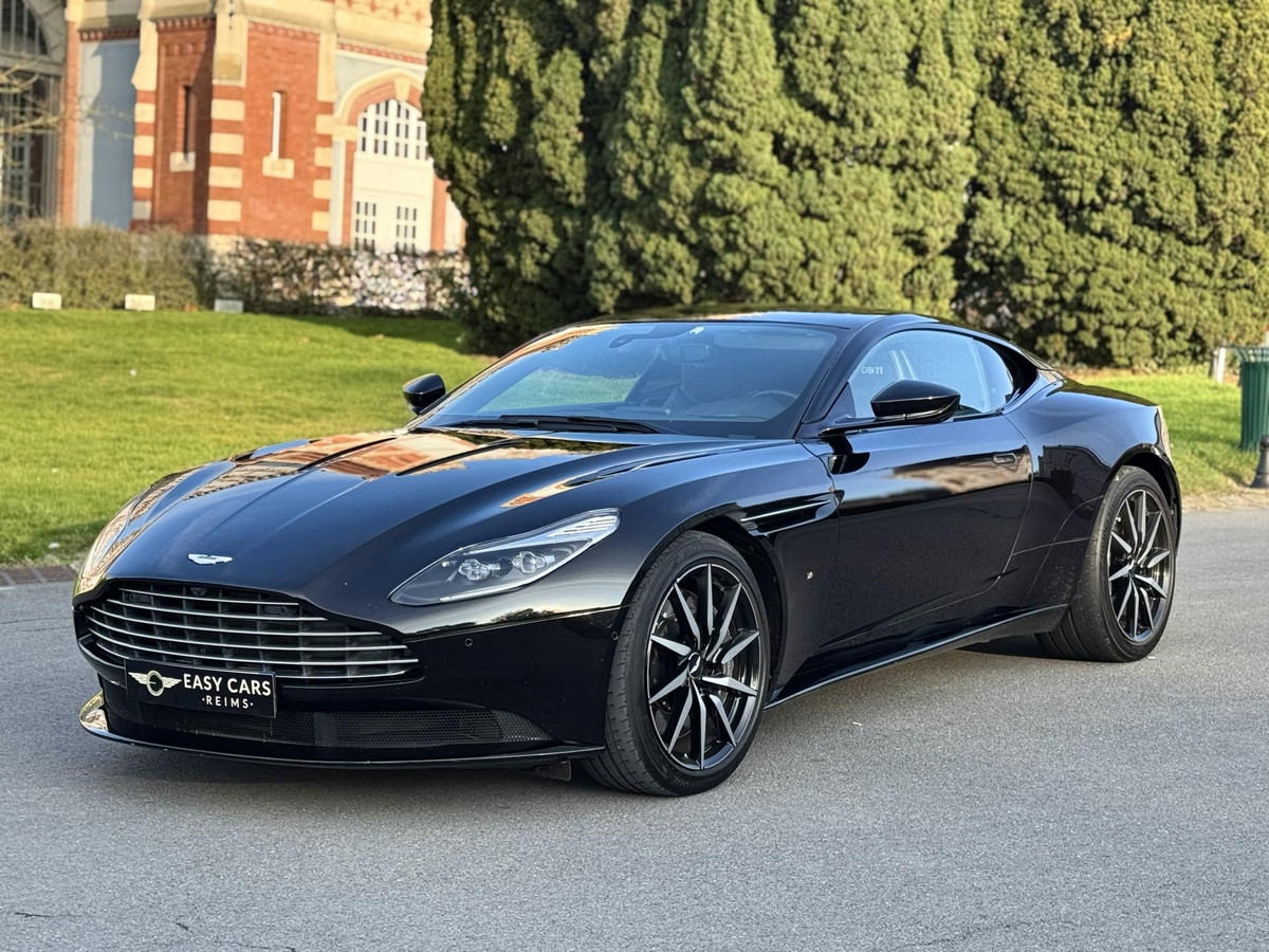 Aston Martin DB11