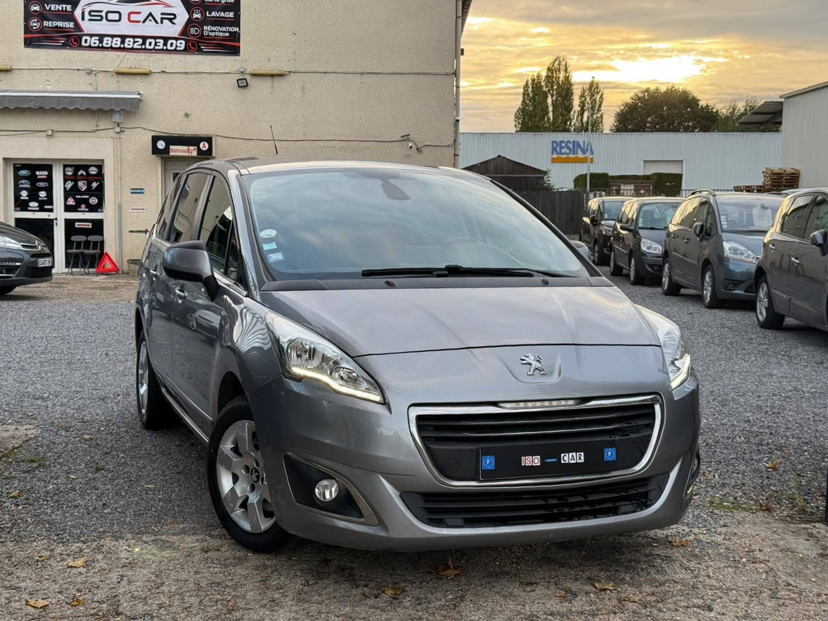 Peugeot 5008