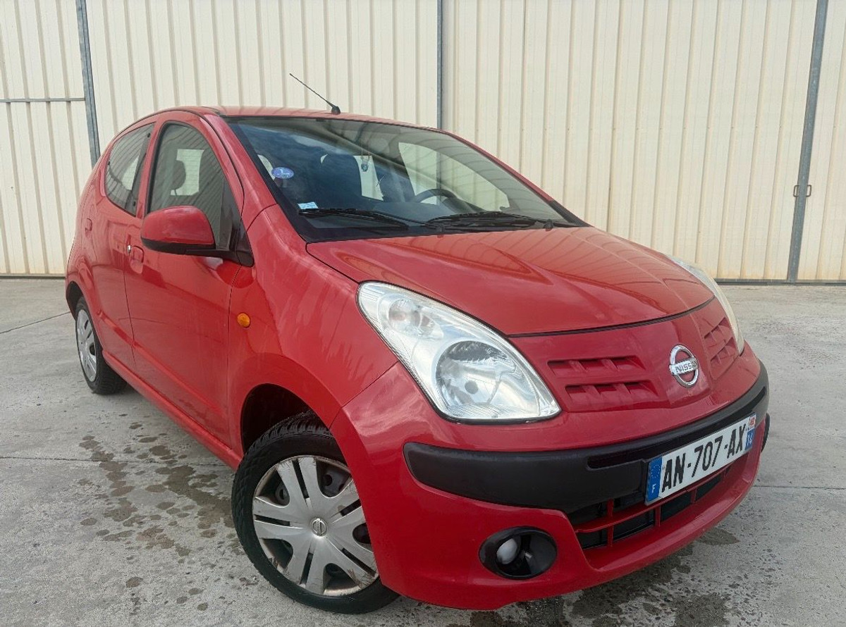 Nissan Pixo