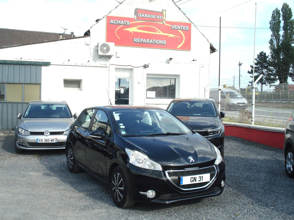 Peugeot 208
