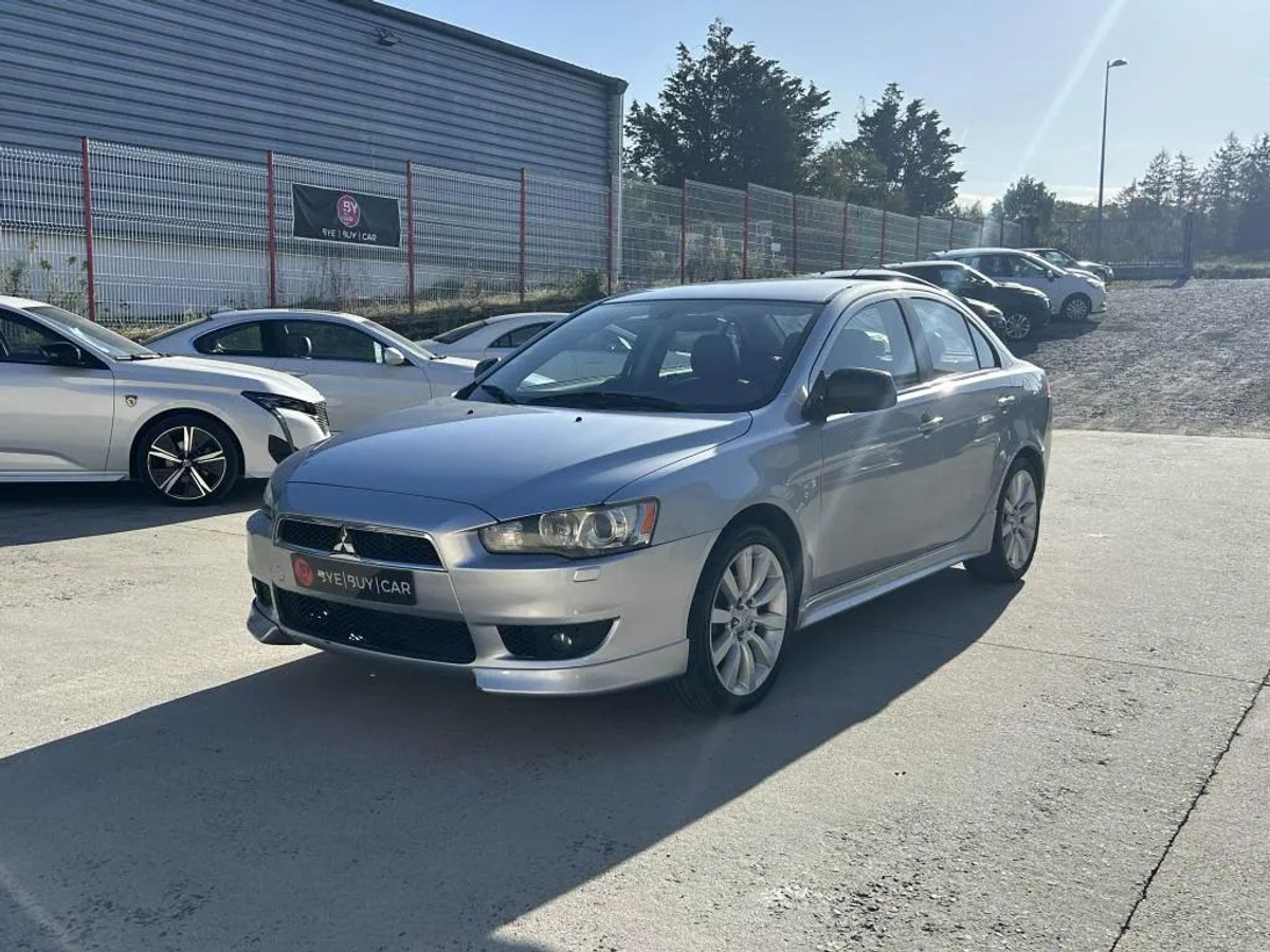Mitsubishi Lancer
