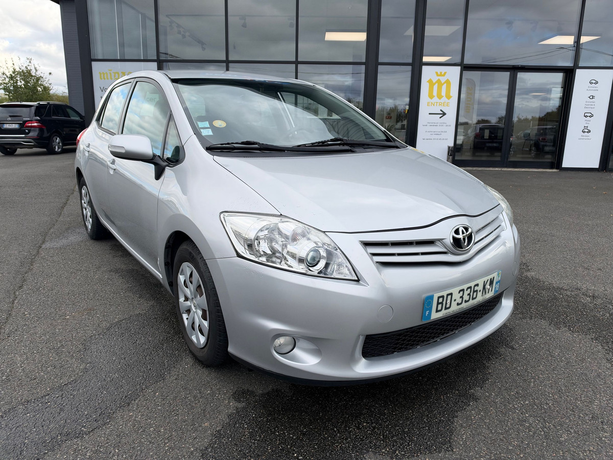 Toyota Auris