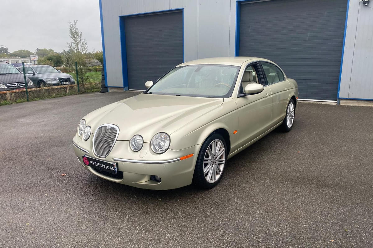 Jaguar S-Type