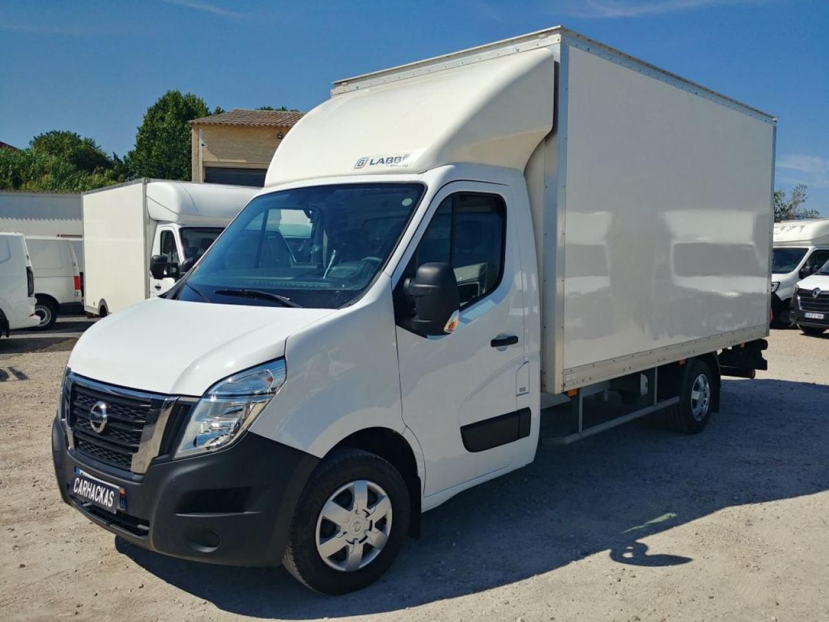 Nissan Interstar