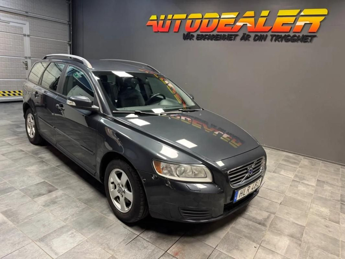 Volvo V50
