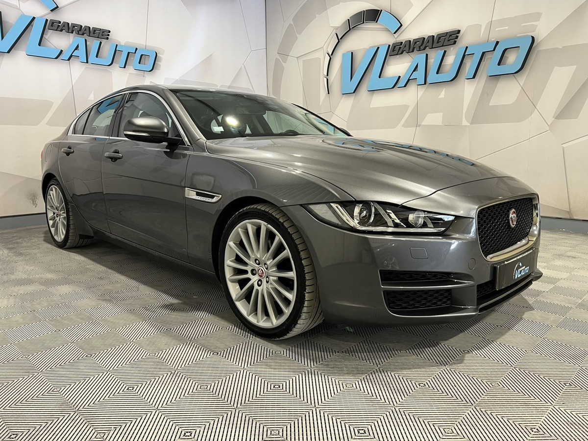 Jaguar XE