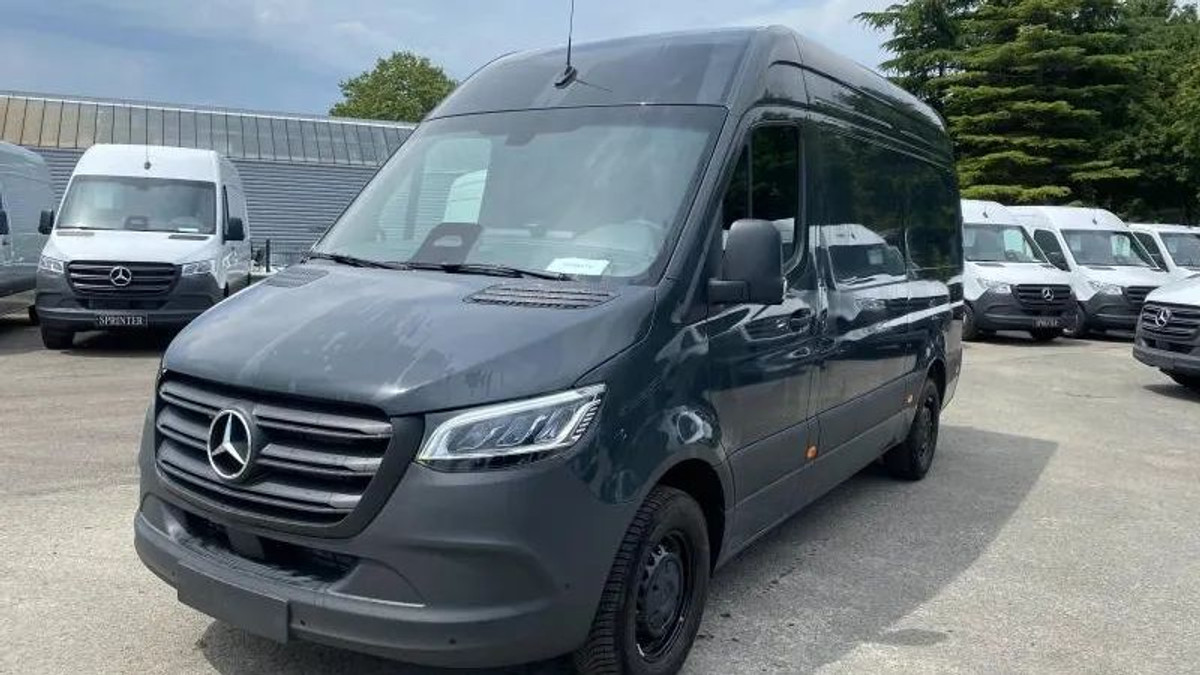 Mercedes-Benz Sprinter
