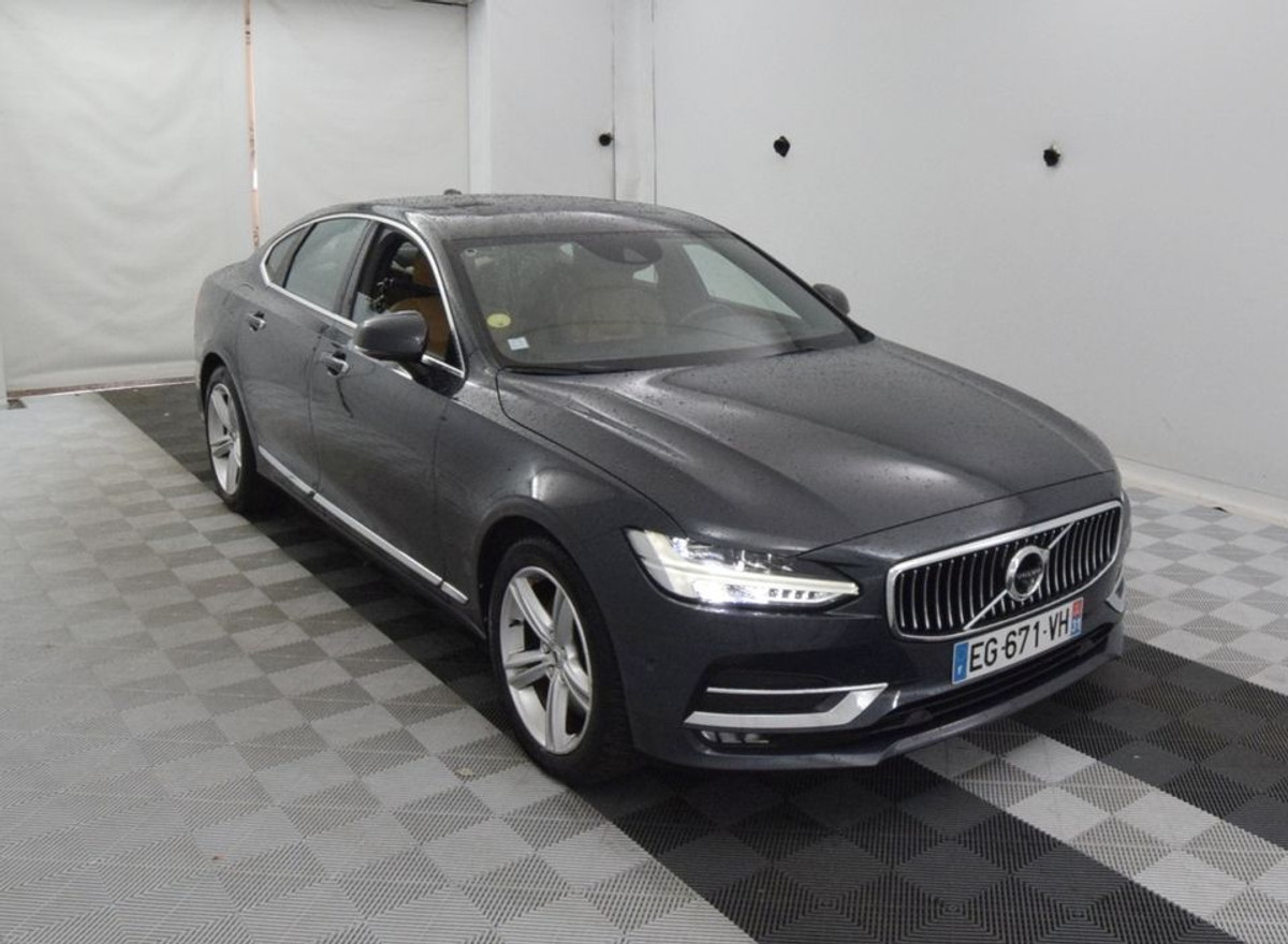 Volvo S90