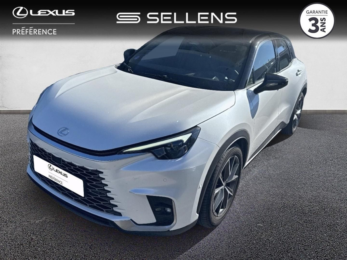 Lexus LBX
