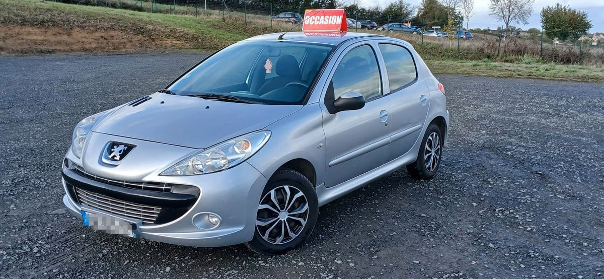 Peugeot 206