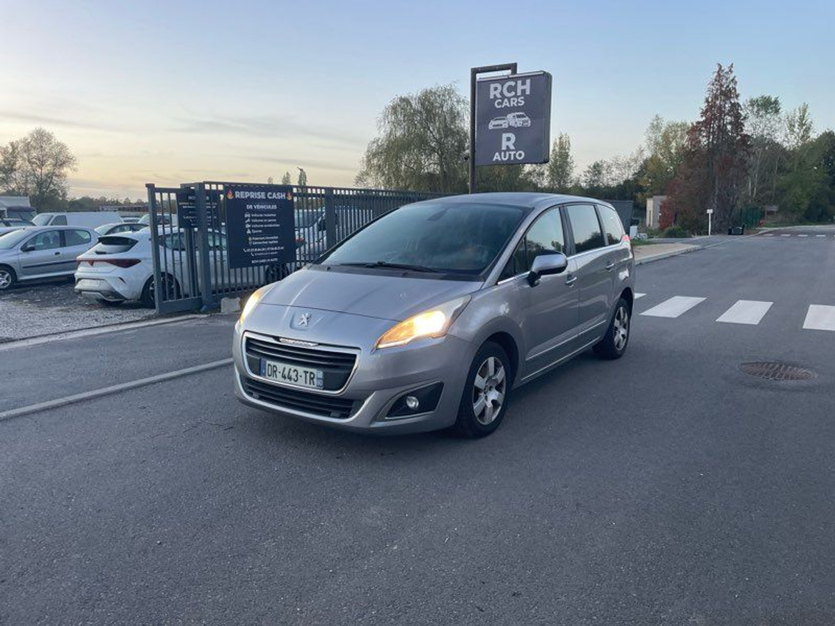 Peugeot 5008