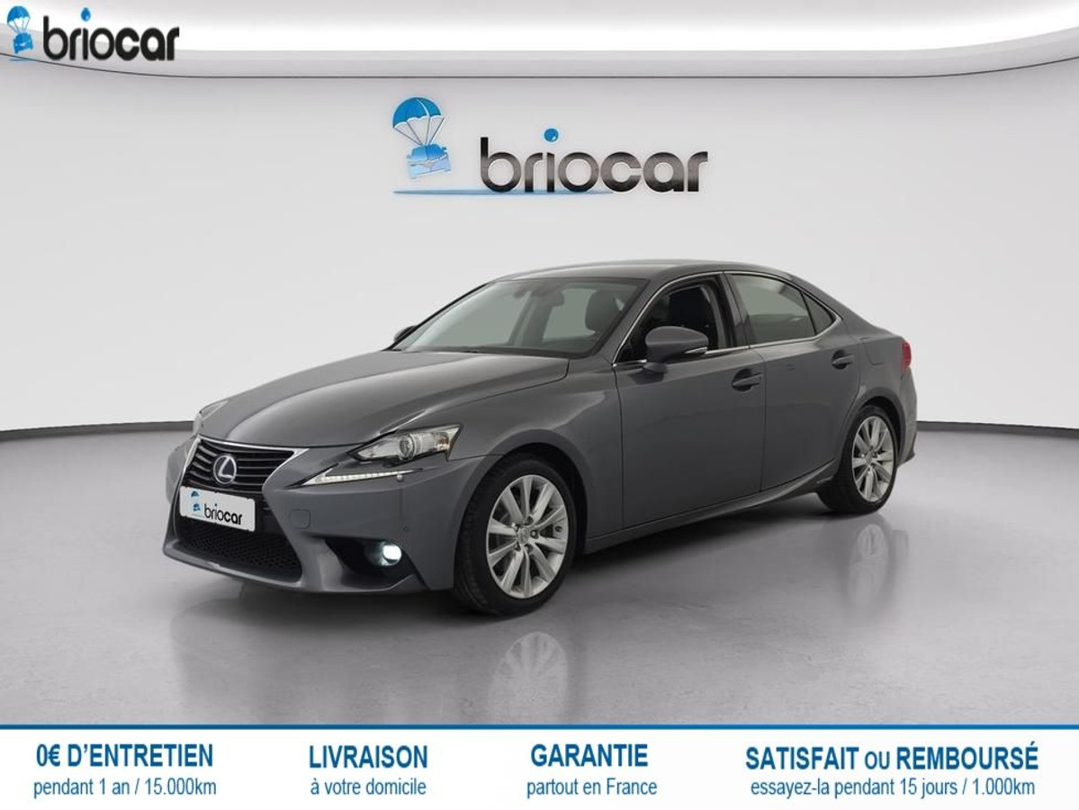 Lexus IS