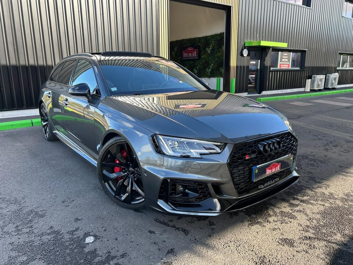 Audi RS4
