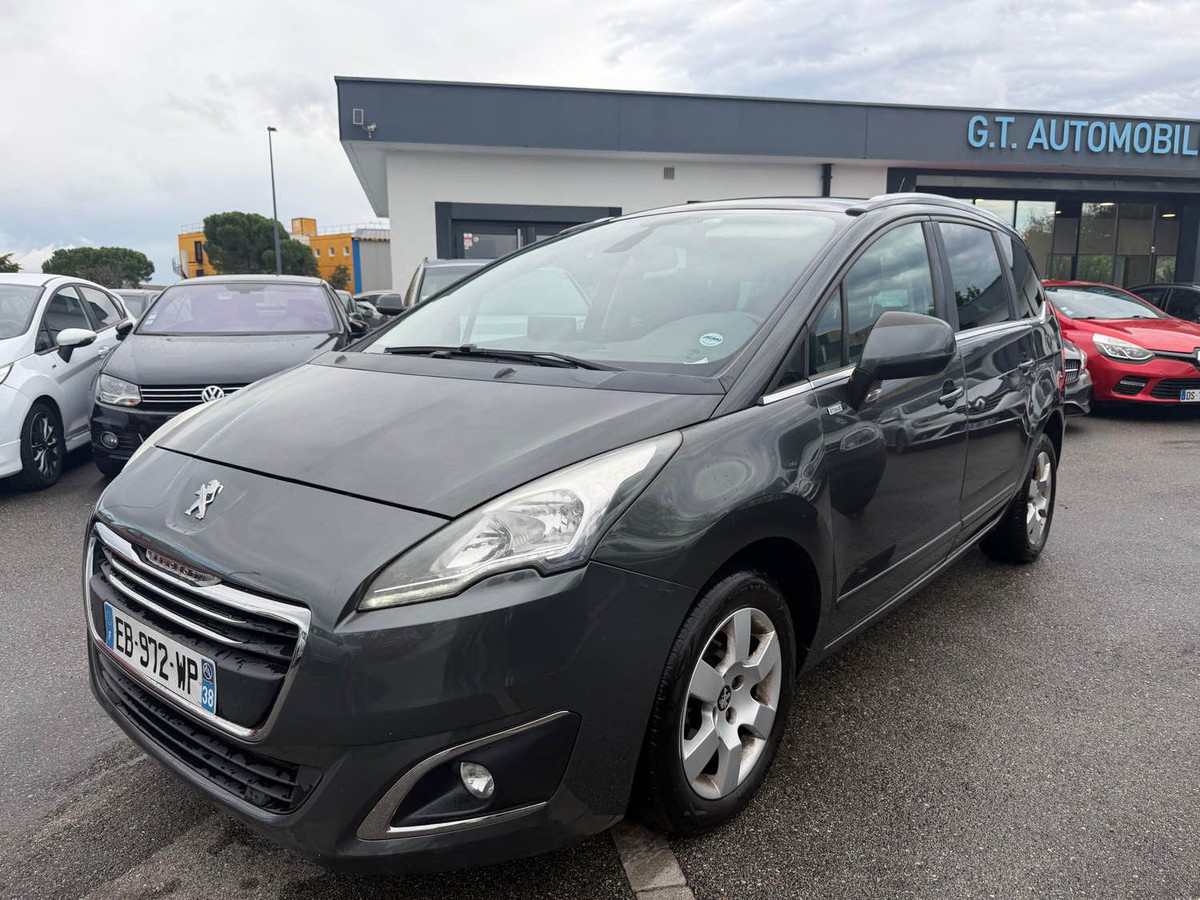 Peugeot 5008
