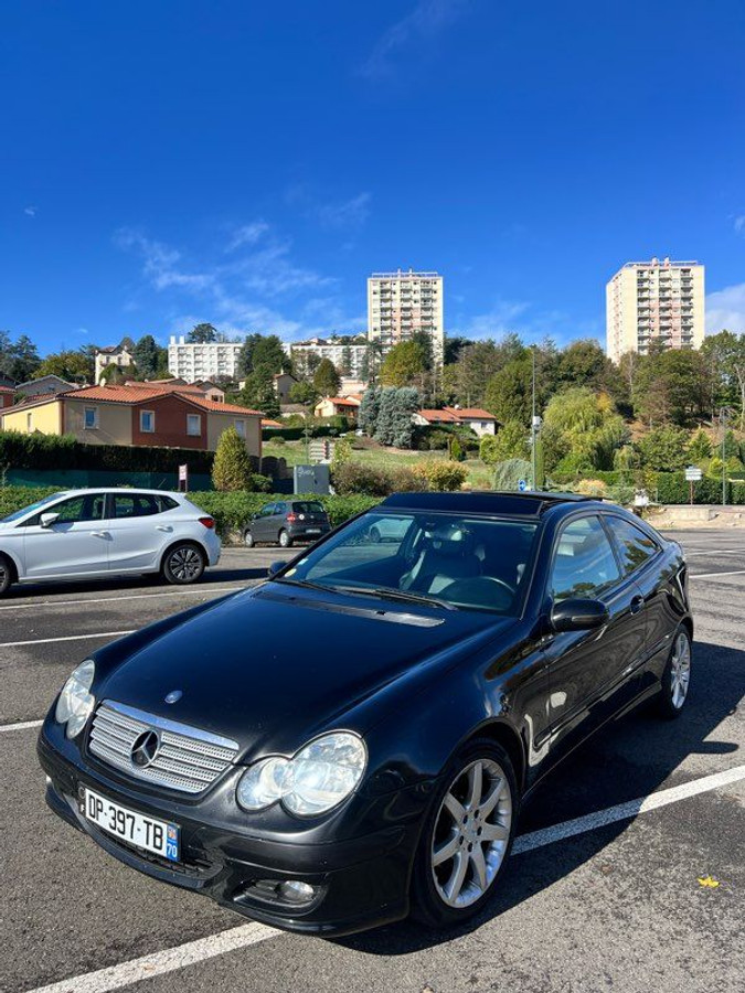 Mercedes-Benz 200