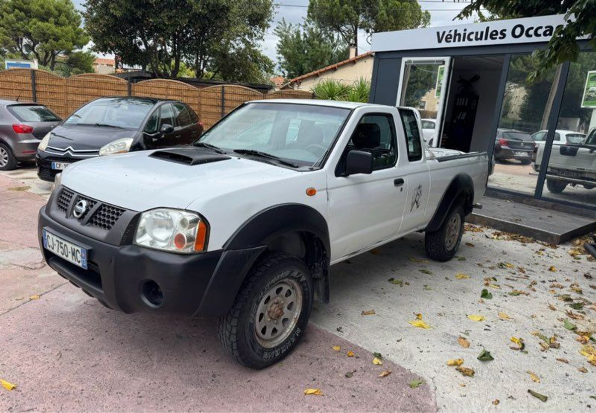 Nissan NP300