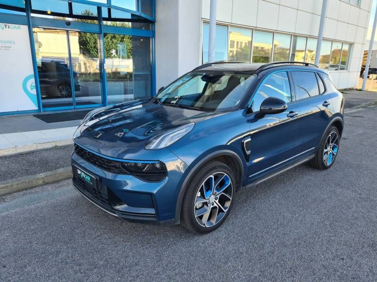 Lynk&Co 01