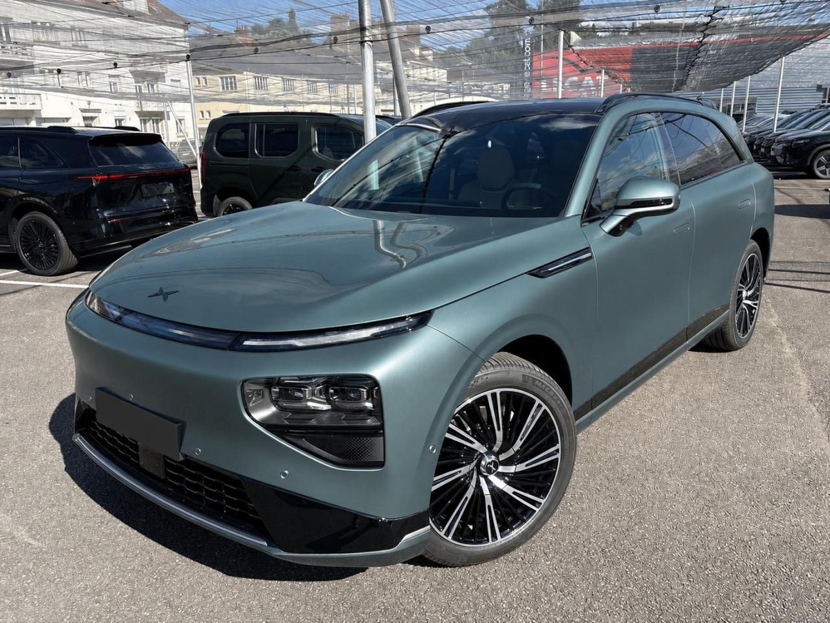 Xpeng G9