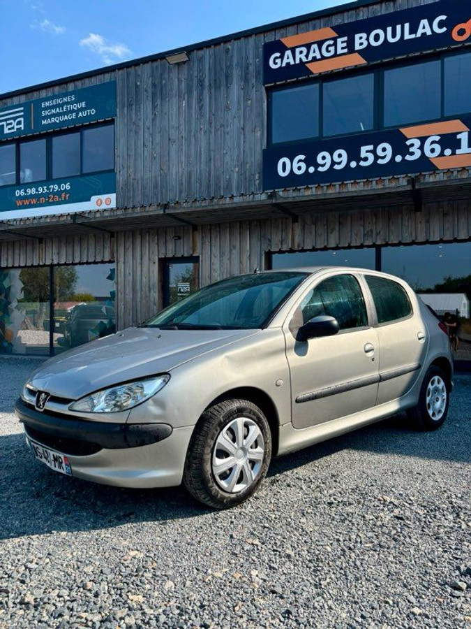 Peugeot 206