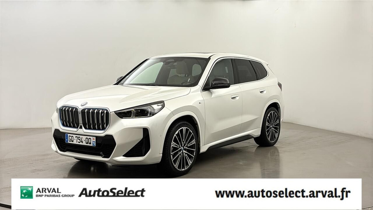 BMW iX1