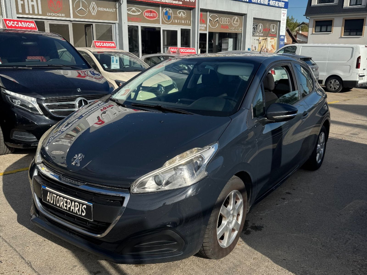 Peugeot 208