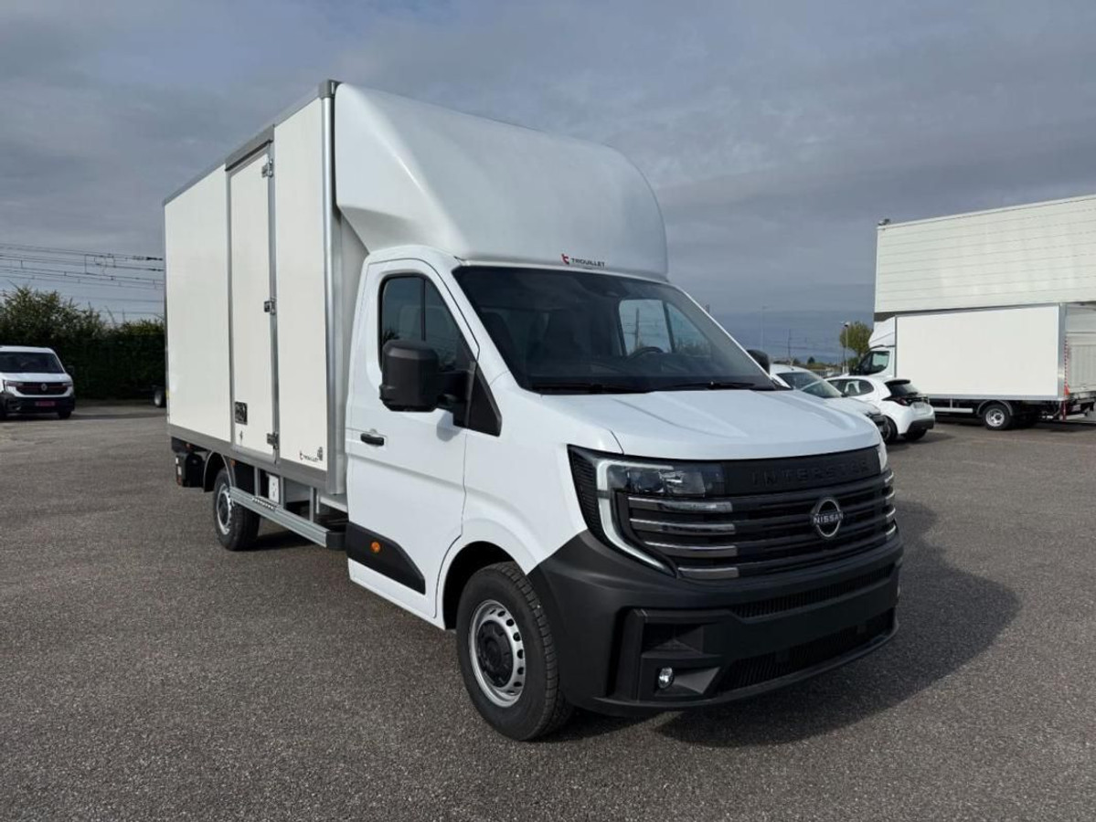 Nissan Interstar